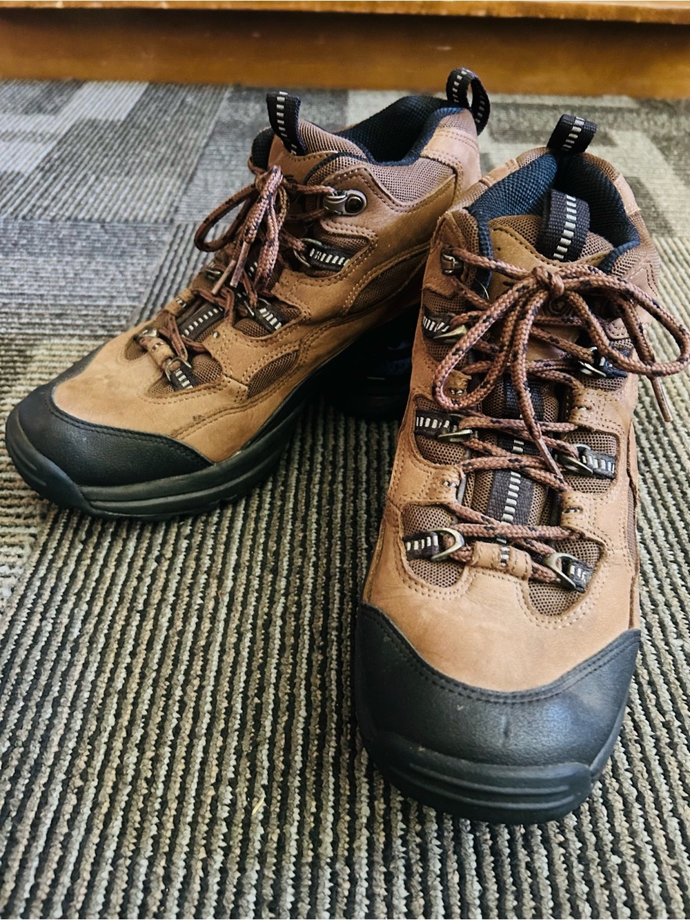 Z-Coil Brown Nubuck High Desert Open Coil Lace Hiking Shoes 9 EU 40.5 NO INSOLES